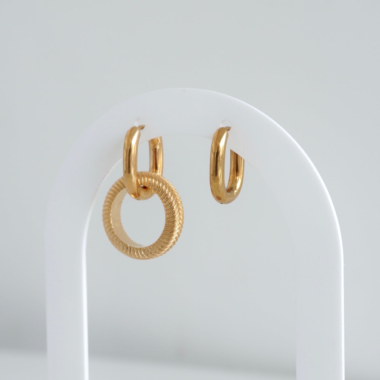 Aretes doble uso redondos