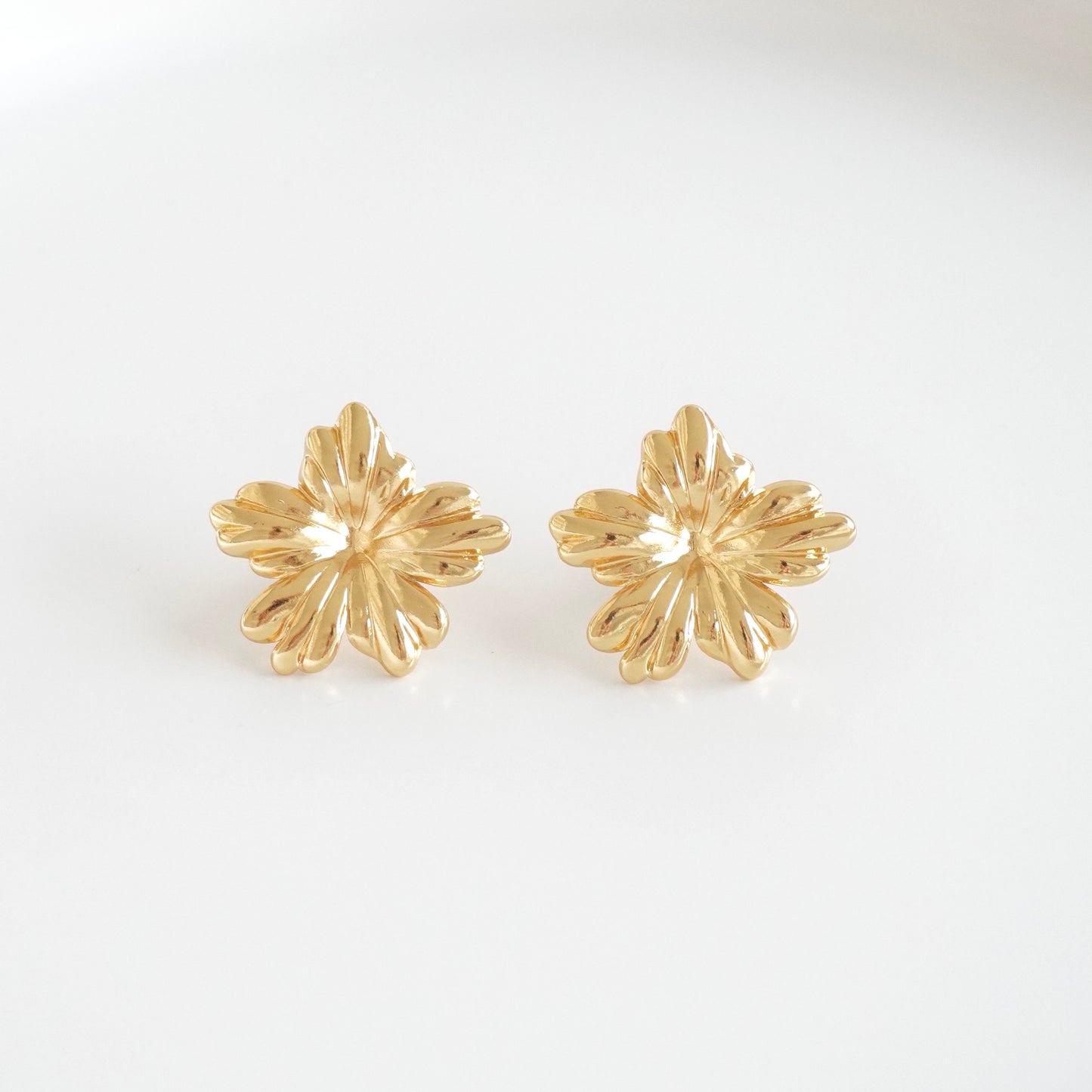 Aretes flor irregulares