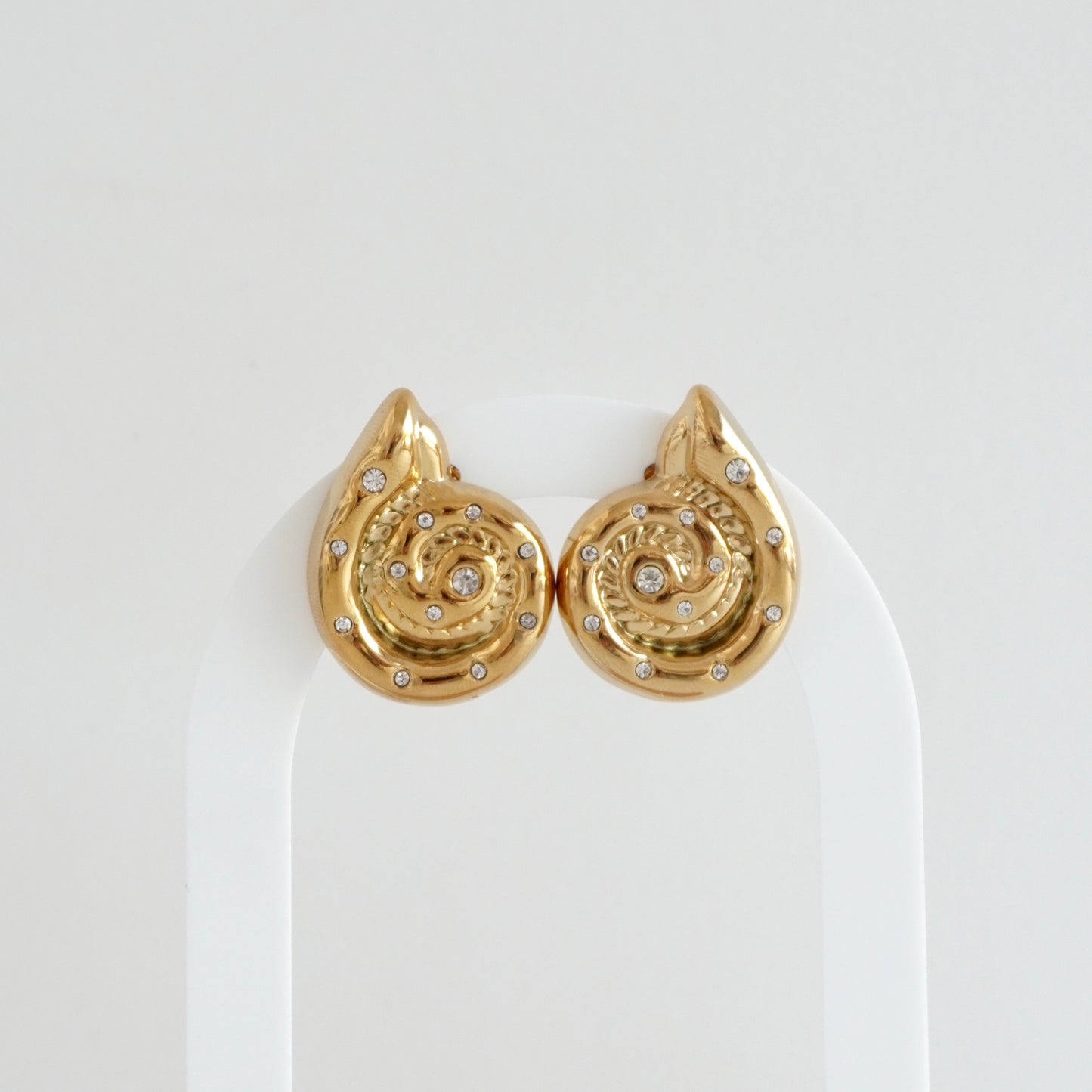 Aretes caracol con zirconias