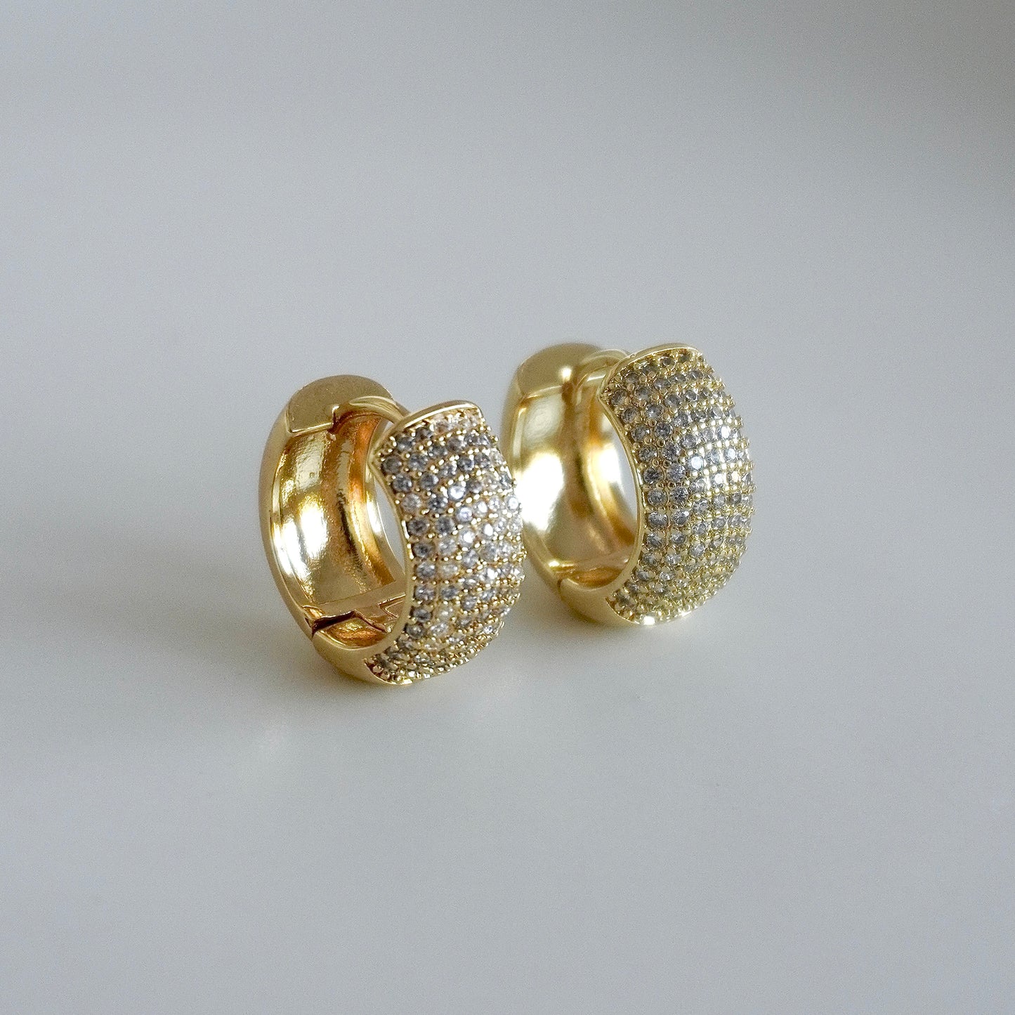 Hoops pequeñas brillosas
