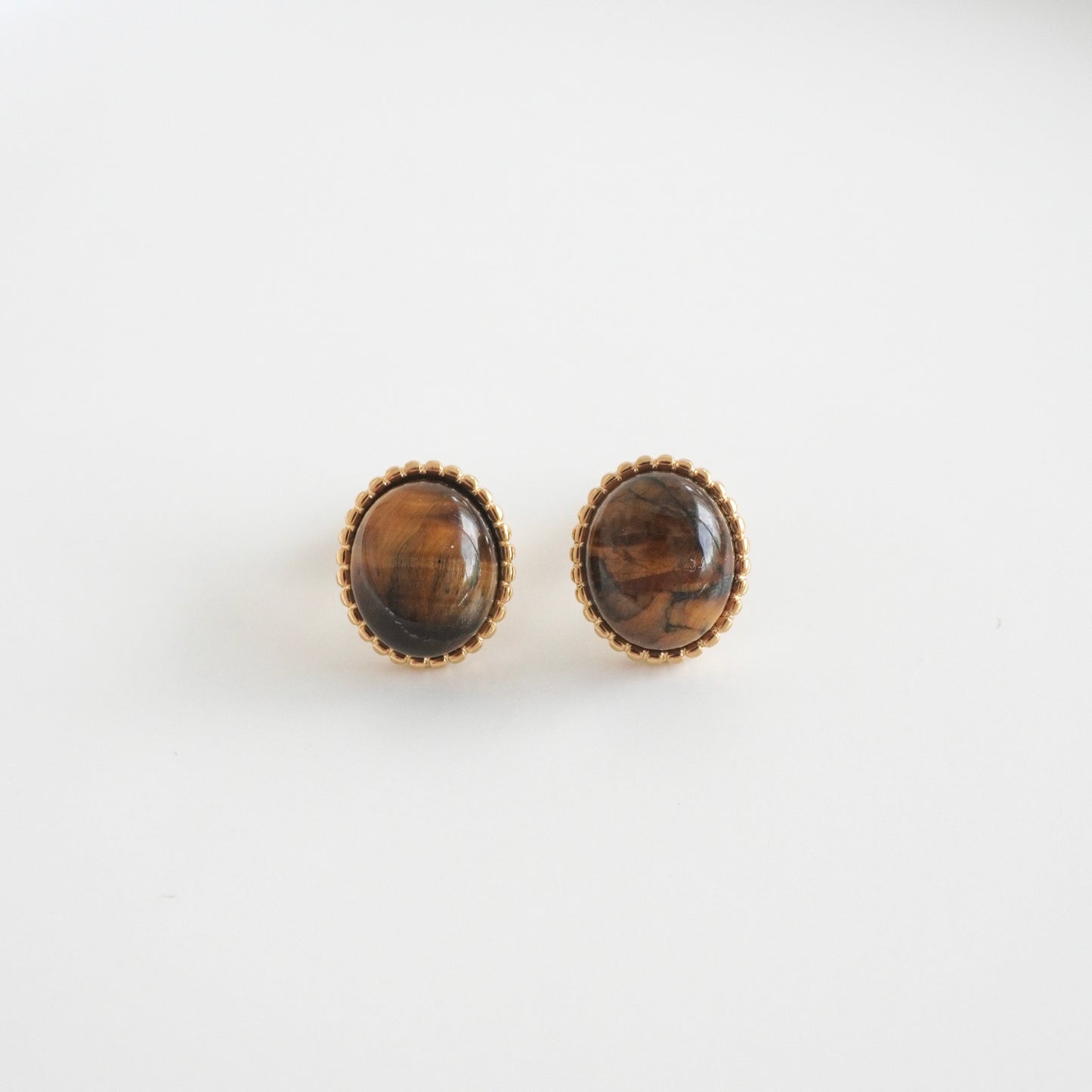 Set de cadena y aretes tipo ámbar