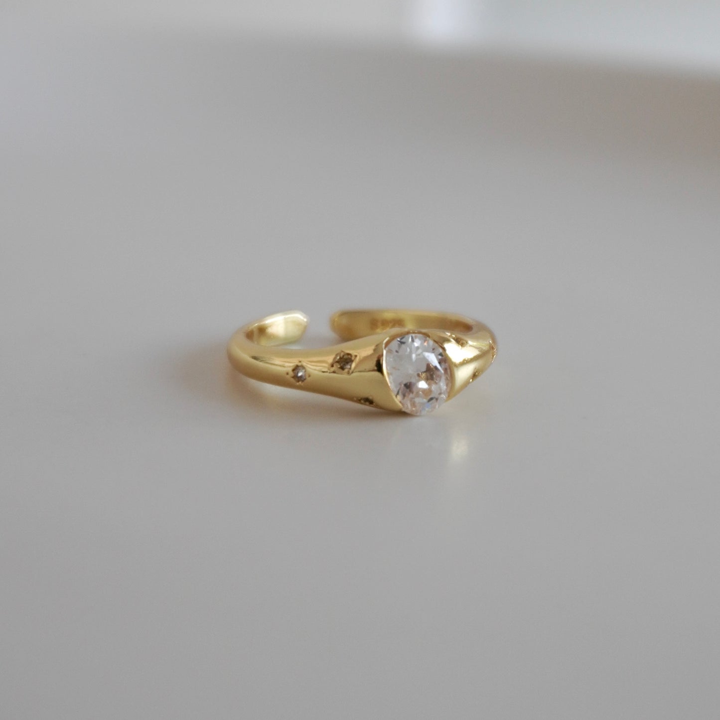 Anillo zirconia destellos