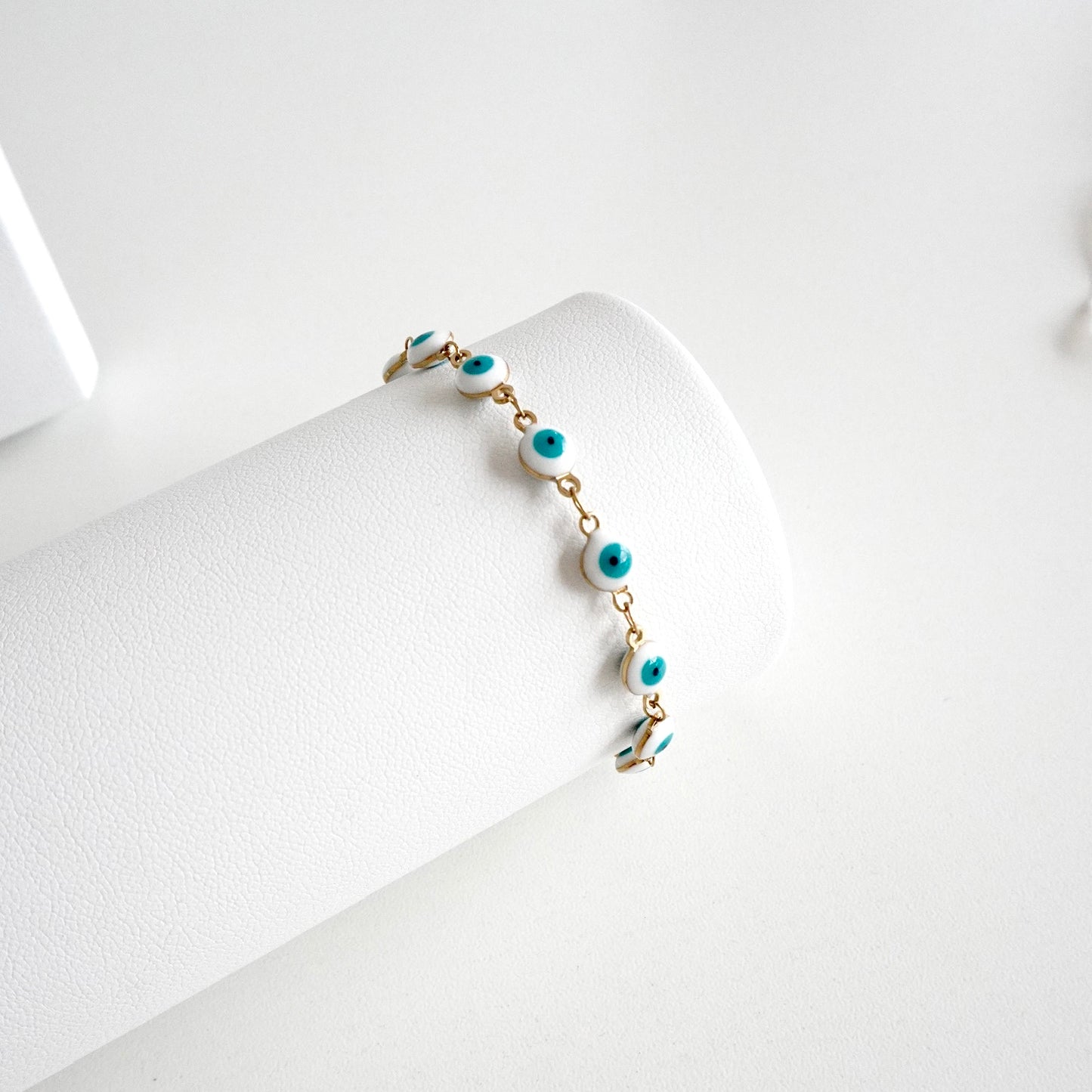 Pulsera de ojos turcos blancos