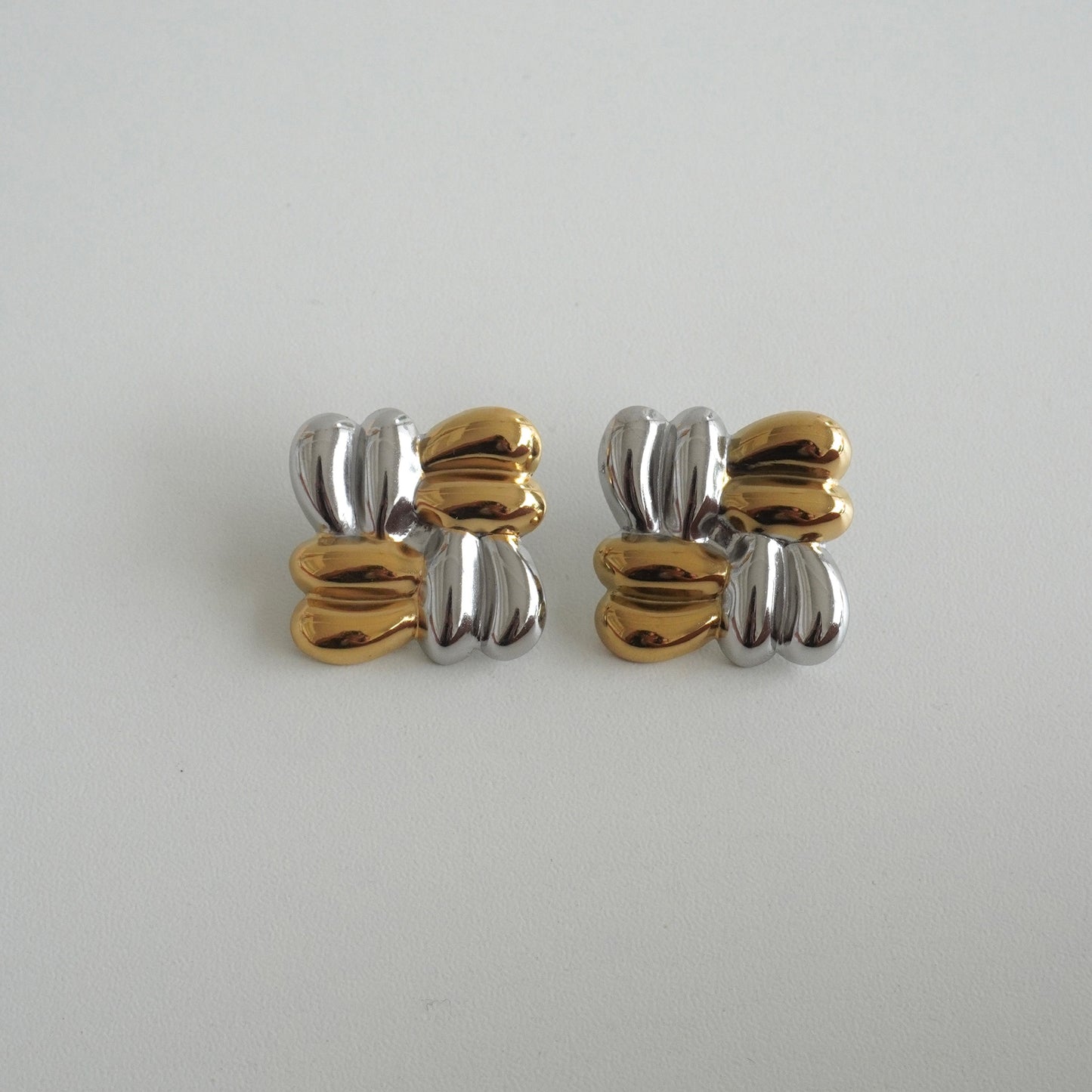 Aretes cuadrados chunky bicolor
