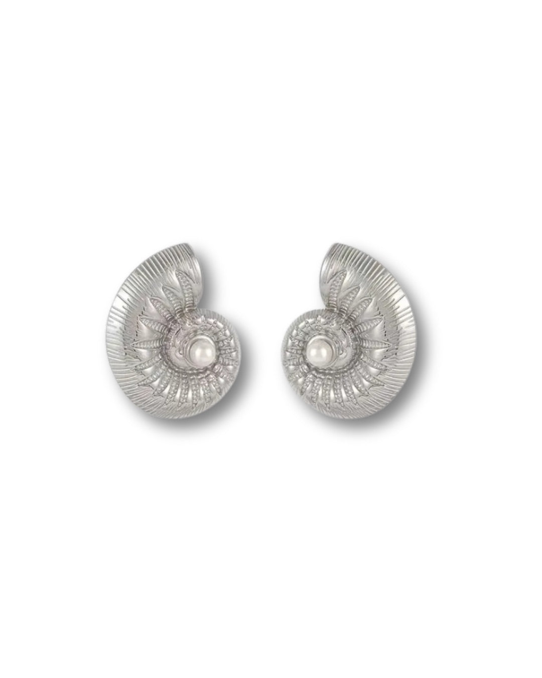 Aretes caracol con perla plateados