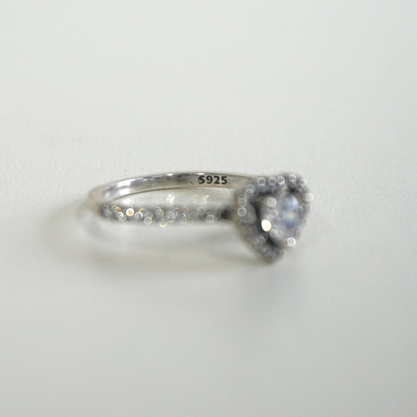 Anillo zirconias corazón Plata 925