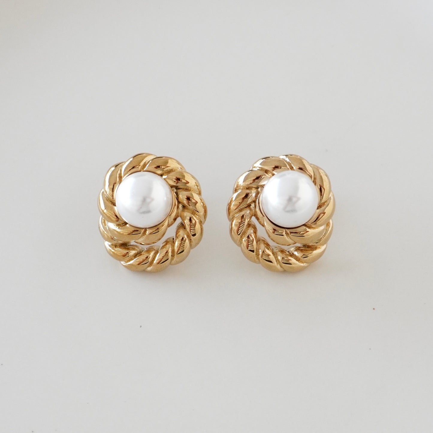 Aretes perla con torzal