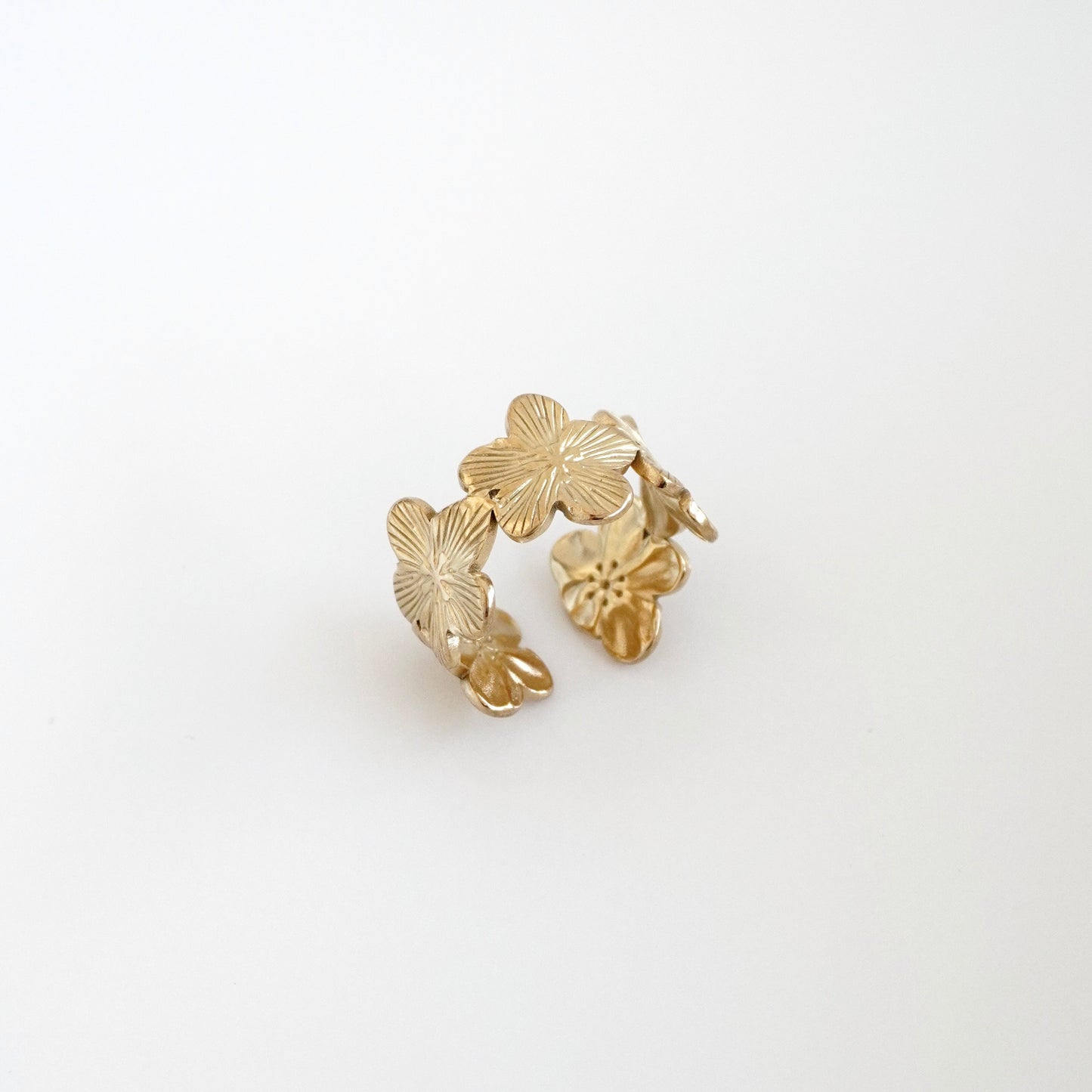 Anillo flores tropicales