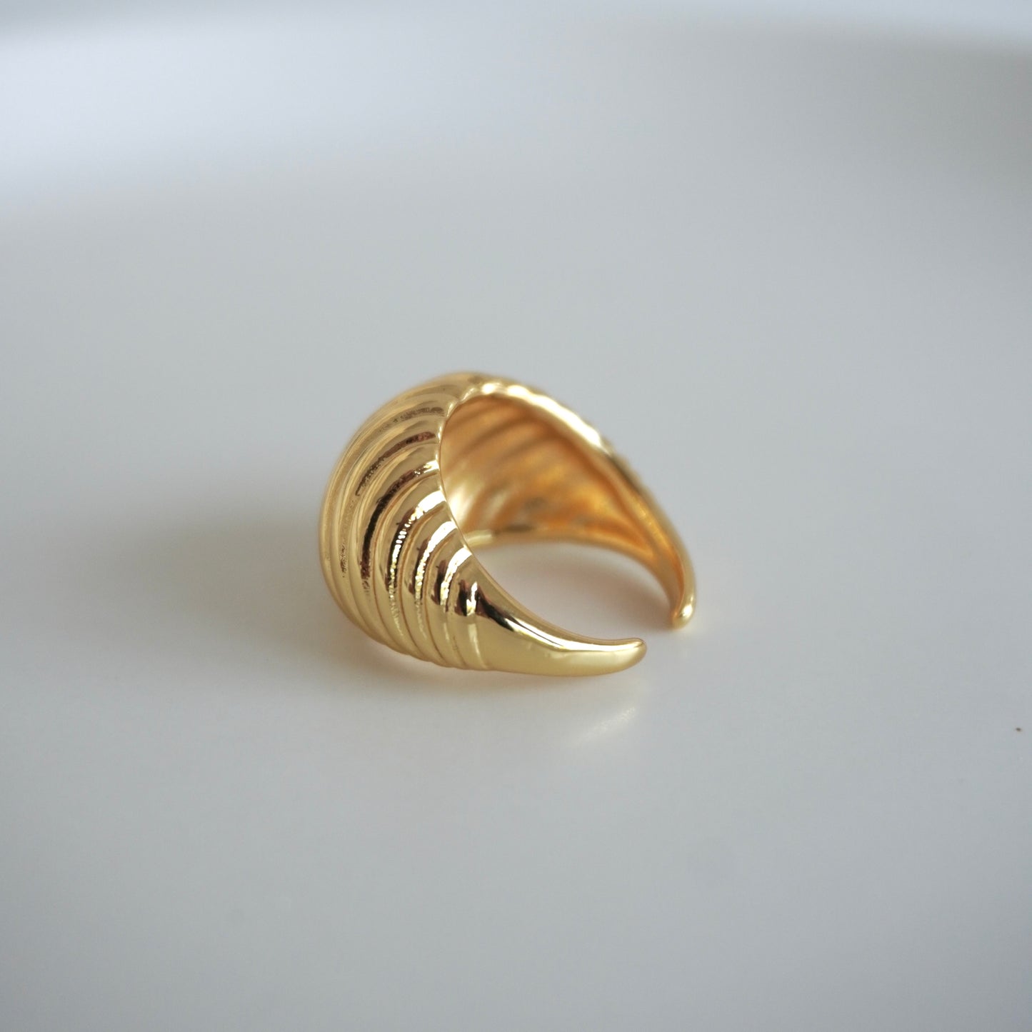 Anillo chuncky líneas
