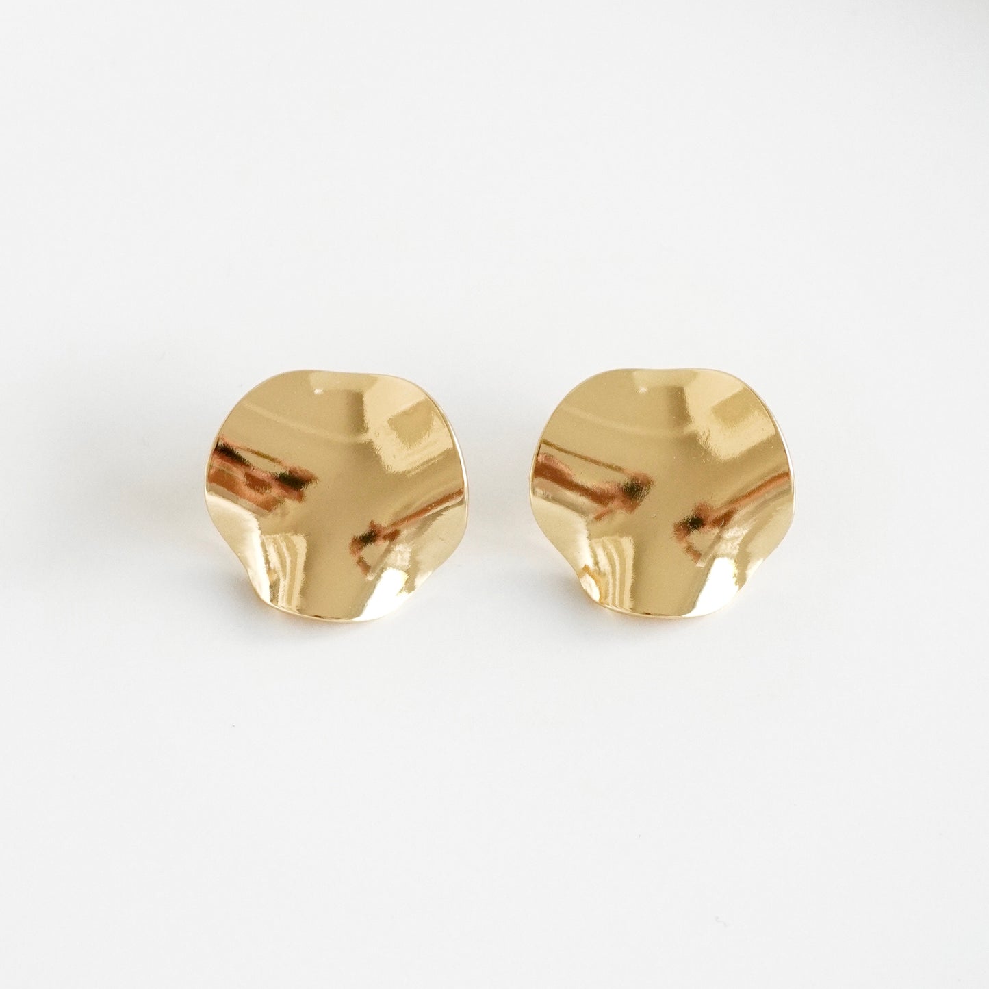 Aretes círculos corrugados