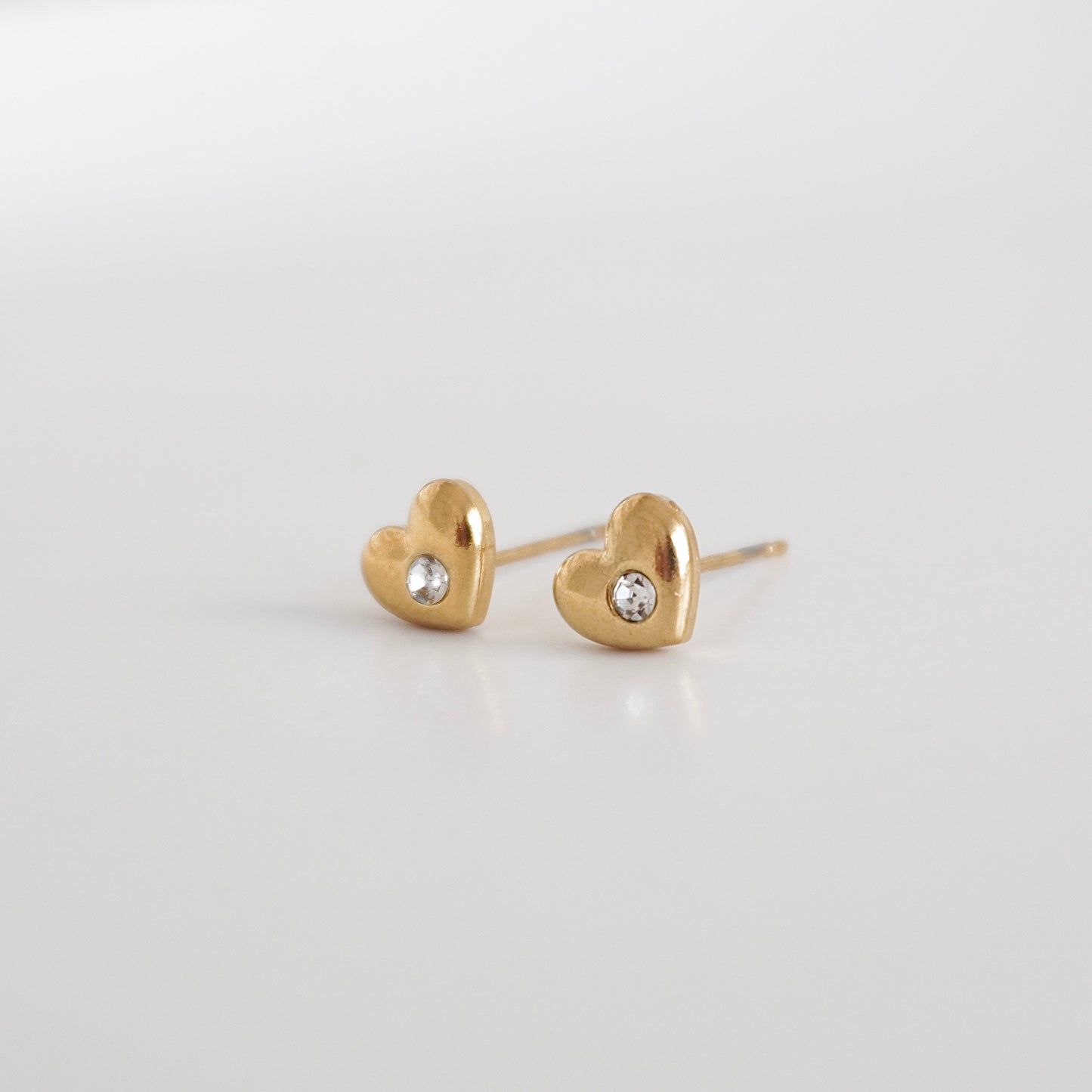 Aretes mini corazón zirconia