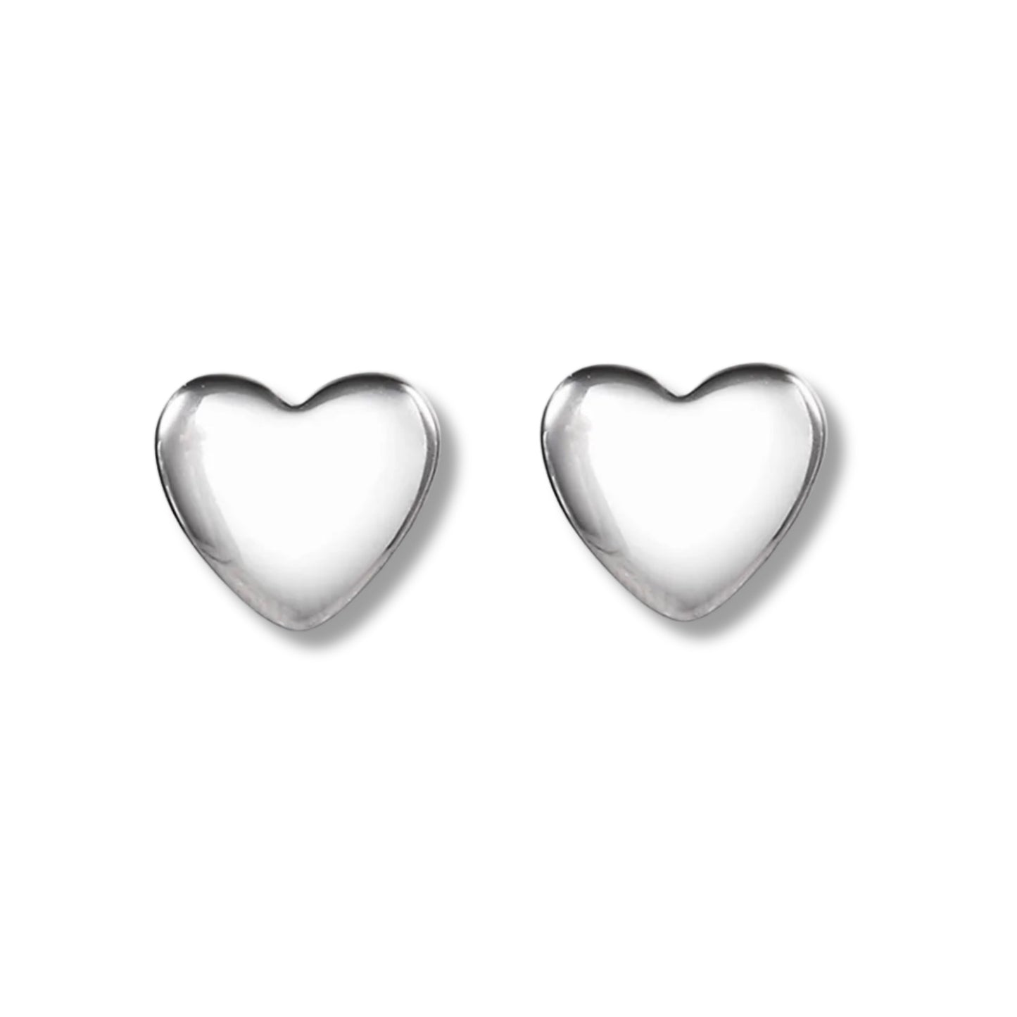 Aretes de corazón plateado