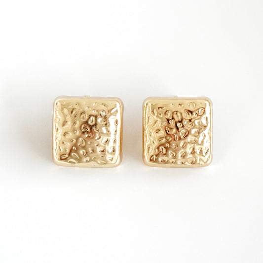 Aretes cuadrados textura