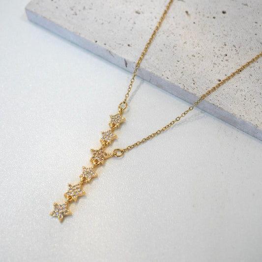 Cadena estrellas colgantes