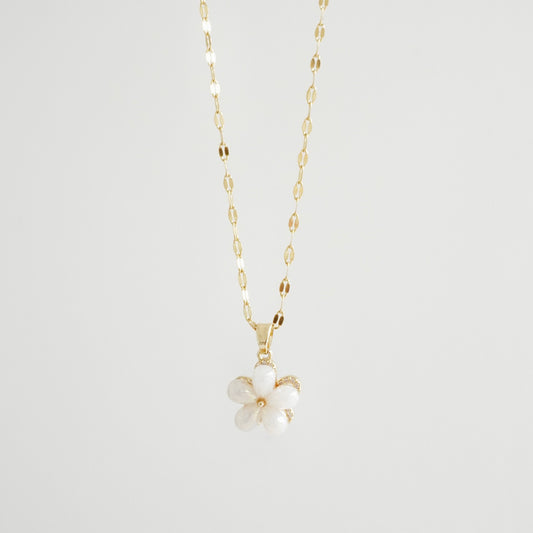 Cadena con dije de flor acrilica