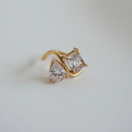 Anillo zirconia gota y cuadro