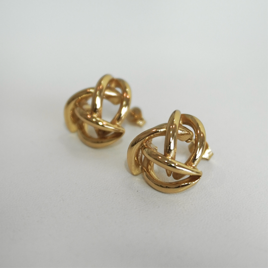Aretes líneas entrelazadas