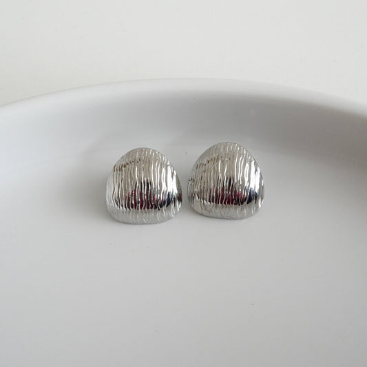 Aretes con textura plateados
