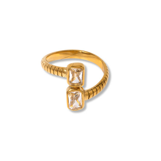 Anillo zirconias cuadradas