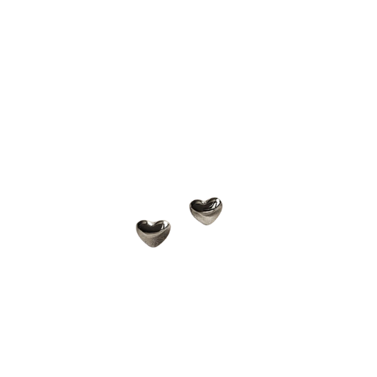 Aretes de corazón mini plateados
