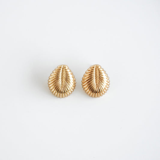 Aretes tipo caracol cerrado