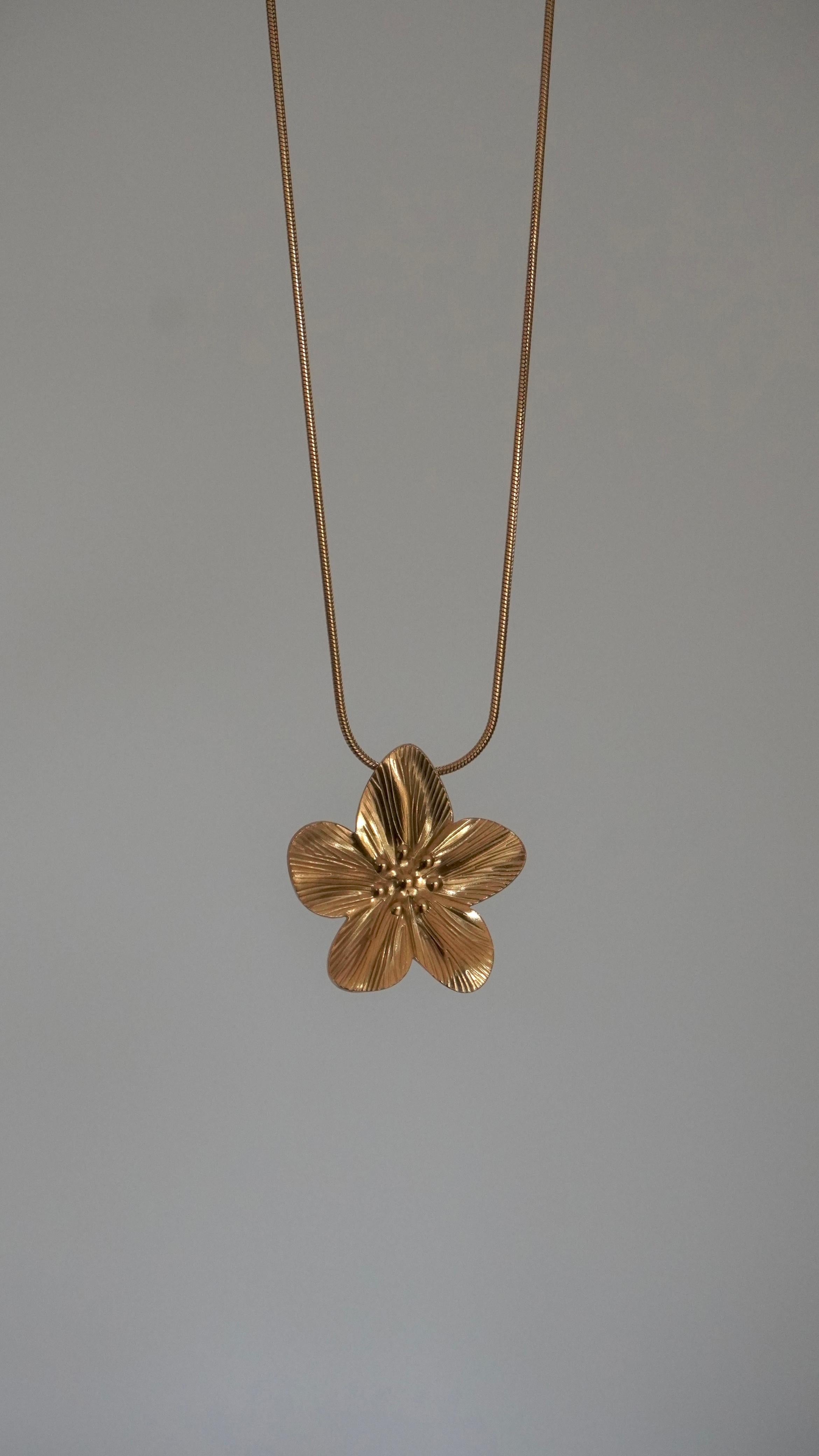 Cadena flor tropical