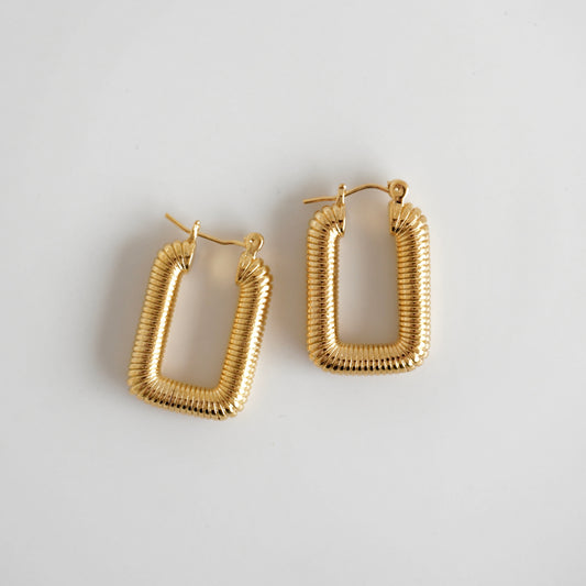 Hoops trenzadas cuadradas
