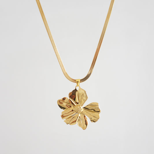 Cadena plana flor asimétrica