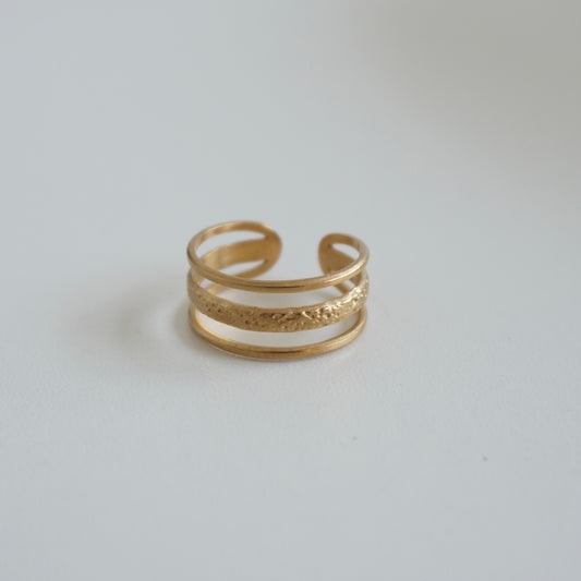 Anillo triple liso y textura